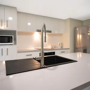 Marlin Cove Тринити Бич